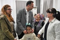 kent kasaptan yararlanan aileler dayanisma yemeginde bulustu