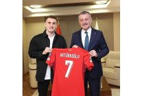 kerem akturkoglundan baskan buyukakina milli forma