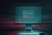 kirmizi kraliceye dikkat