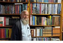 kitap tutkunu bir omrun yeni duragi alev alatli