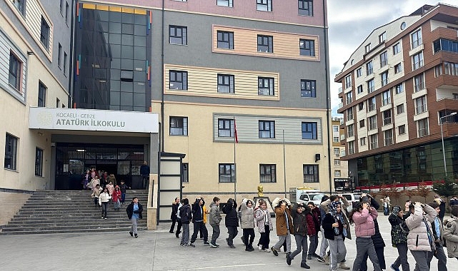 kocaeli afetlere karsi tek yurek