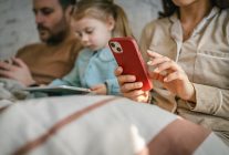 kontrolsuz ekran kullanimi psikolojimizi nasil etkiliyor