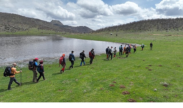 konya buyuksehir keykubad yolunda baharin coskusunu dogaseverlerle bulusturdu
