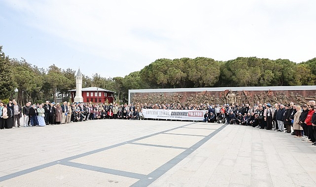 kucukcekmece belediyesi emekli ciftleri canakkaleye goturdu