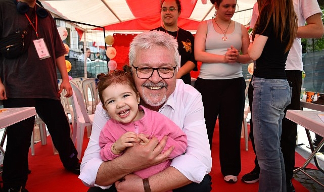 luleburgaz 35inci uluslararasi 23 nisan cocuk senligi basladi