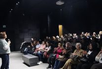 mahallemizin sinemasinda narperinin bilezigi gosterildi