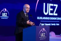 mehmet simsekten uezde guclu ekonomi vurgusu soklara karsi hazirlikliyiz program calisiyor