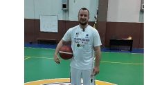 menderes belediyesi basketbol takimindan dikkat ceken hareket