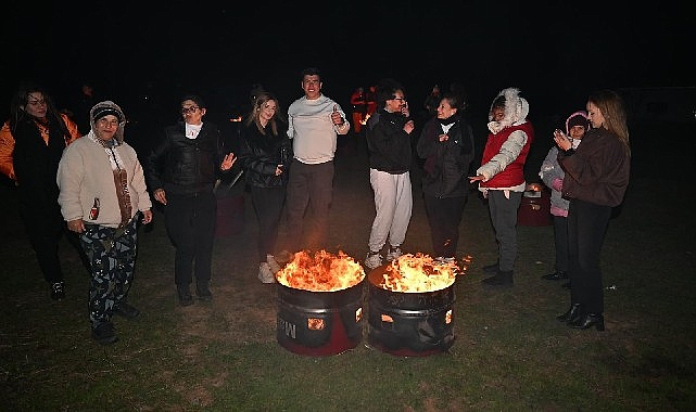 mesir festivalinde dogaseverler spil daginda bulustu