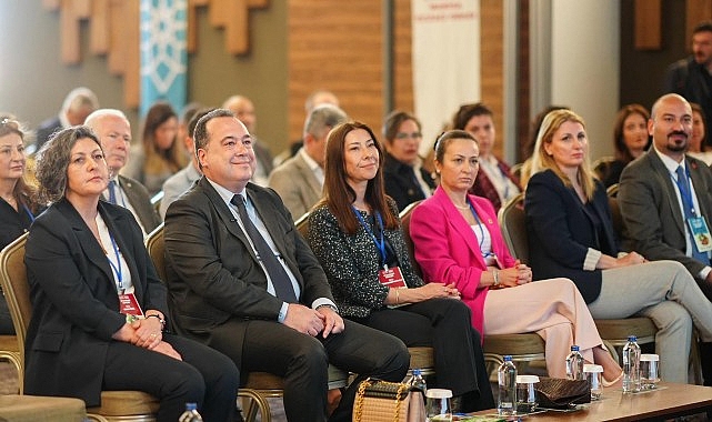 mesirin sifa mirasi bilimle bulustu manisada fitoterapi gunleri basladi