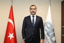 moda endustrisi iki koldan pazarlama atagina gecti