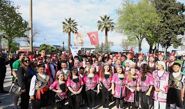 mudanyada 23 nisan coskusu sinirlari asti