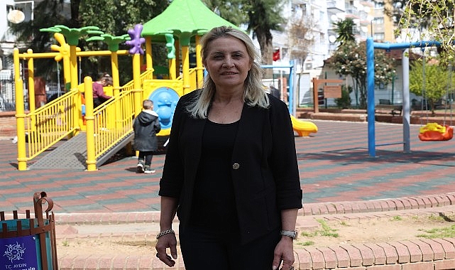 muhtardan baskan cerciogluna hizmet tesekkuru cocuklarimiz mutlu biz mutluyuz