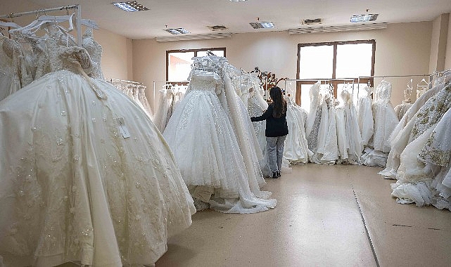 mutluluga atilan imzada bornova destegi