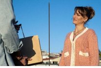 netflix 3 sezonuyla geri donen kimler geldi kimler gectinin resmi tanitim fragmanini paylasti