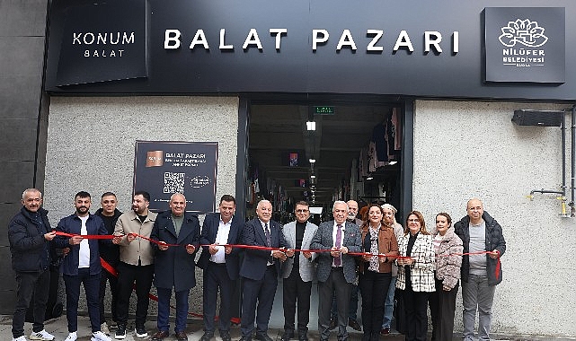 niluferin 8inci giyim pazari balatta acildi