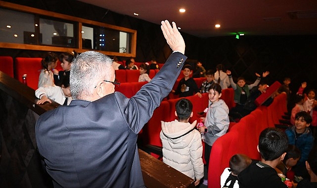 ogrencilerden sinema keyfi