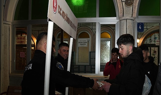 okul saldirisinda hayatini kaybeden ogretmen ve ogrenciler icin keciorendeki camilerde mevlit okutuldu