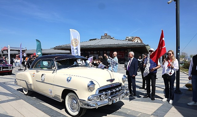 osmangazide 13 klasik otomobil turu ruzgari esti