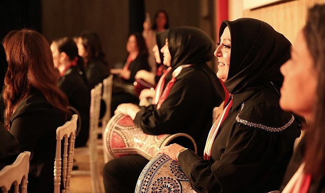 osmangazide kadinlardan muhtesem ritim gosterisi