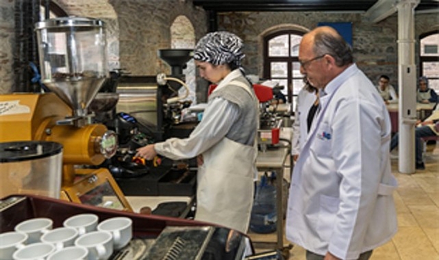 otizmli gencler barista olma yolunda