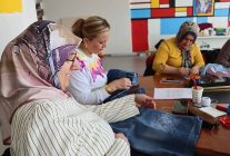 sashiko atolyesiyle urunlerini yenilemeyi ogrendiler