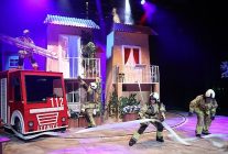 sehir tiyatrolari kahraman itfaiyecilerin hikayesini itfaiyecinin sirri oyunuyla anlatiyor