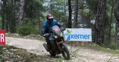 sky adventure motosiklet yarislari kemerde basladi