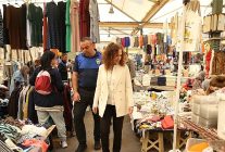 tekstil gunleri bostanli pazar yerinde kapilarini aciyor