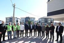 yeni mahallede 11 sokakta tretuvar calismasi suruyor