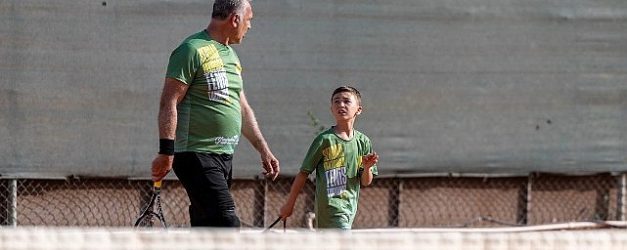 yenisehirde kusaklar kortta bulustu