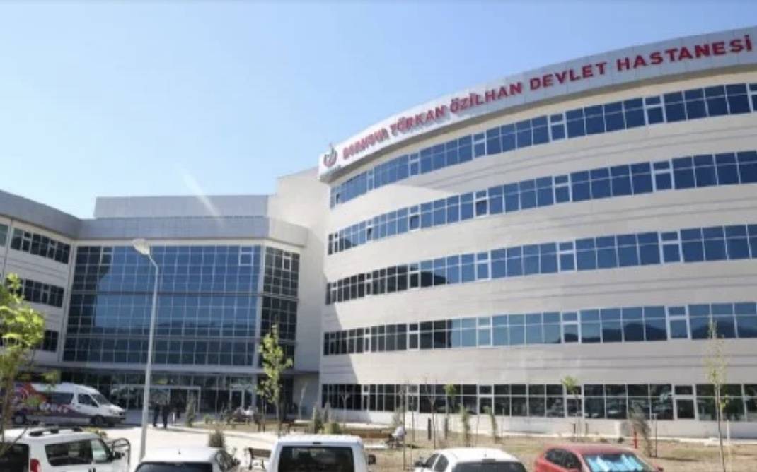 Bornova Türkan Özilhan Devlet Hastanesinde rapor skandalı! 1 Goruntu 4.05.2026 11.24