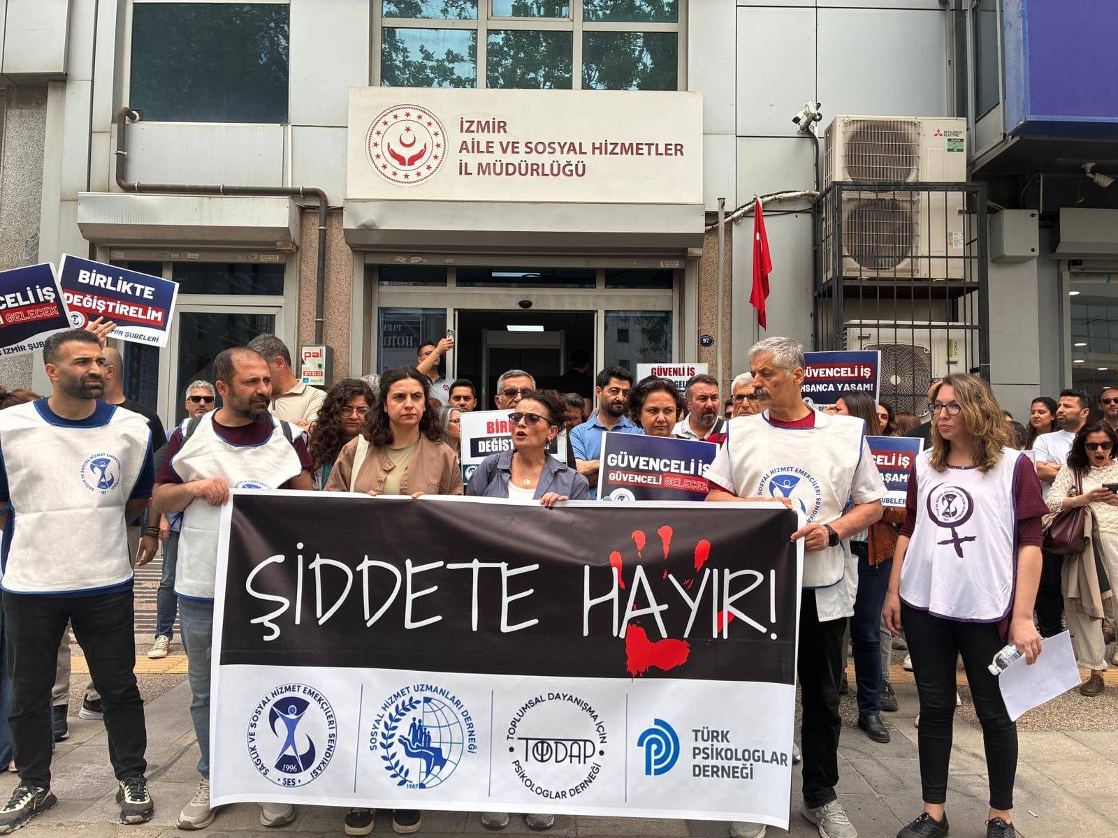Bir Sosyal Hizmet Emekçisi Ölümden Döndü! 1 WhatsApp Image 2026 05 08 at 13.10.49 3 2