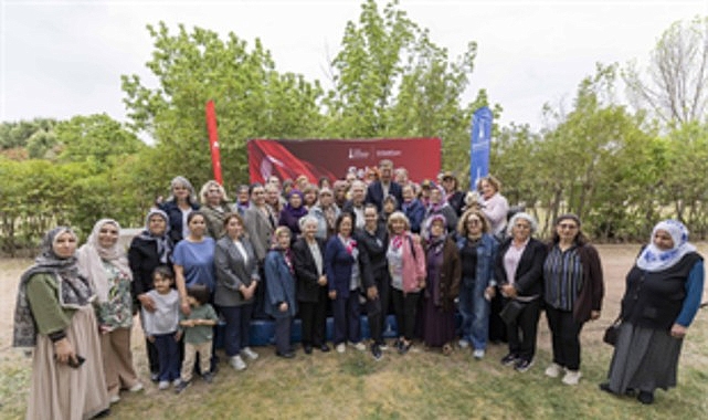 Başkan Tugay şehit anneleriyle bir araya geldi 1 baskan tugay sehit anneleriyle bir araya geldi