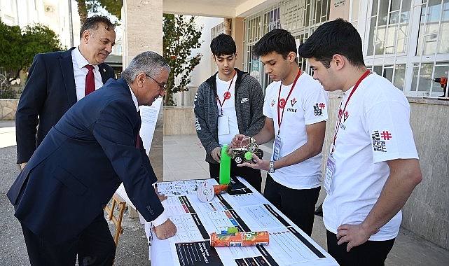 Kemer’de TÜBİTAK 4006 Bilim Fuarı 1 kemerde tubitak 4006 bilim fuari