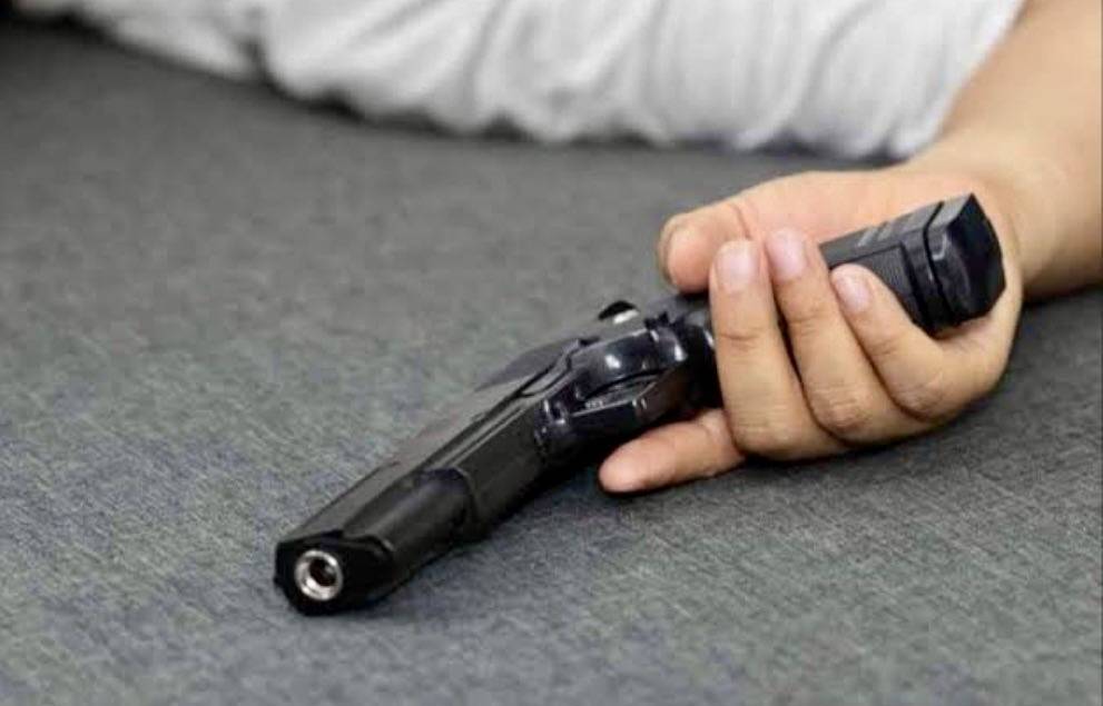 Acı Gerçeğimiz; Polis intiharları! 1 GbXuGg7XgAAyWm6