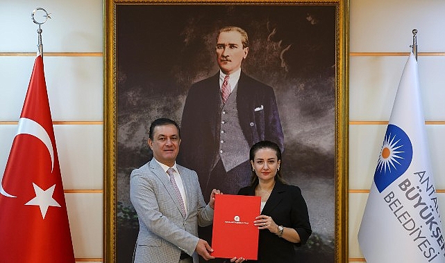 674. Tarihi Elmalı Yağlı Pehlivan Güreşleri için iş birliği protokolü imzalandı 1 674 tarihi elmali yagli pehlivan guresleri icin is birligi protokolu imzalandi