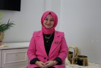 anne sehirle cesaret kazandi kendi isini kurdu