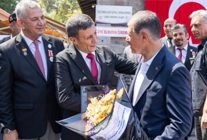 baskan tugay sehit aileleri ve gazilerle bulustu