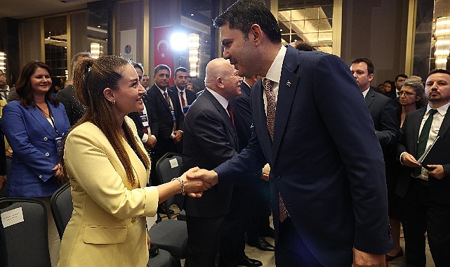 Başkan Vekili Özdemir, COP31 Yolunda İklim Dirençli Şehirler Zirvesi’ne katıldı 1 baskan vekili ozdemir cop31 yolunda iklim direncli sehirler zirvesine katildi