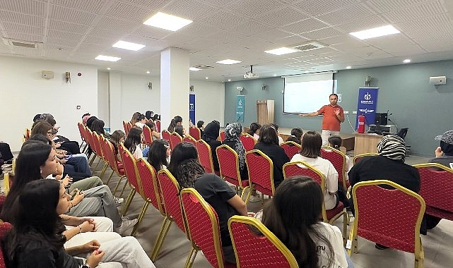 Büyükşehir, çocukları afetlere karşı bilinçlendiriyor 1 buyuksehir cocuklari afetlere karsi bilinclendiriyor