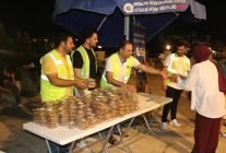 buyuksehir mevlit kandilinde 19 ilcede lokma ikram etti