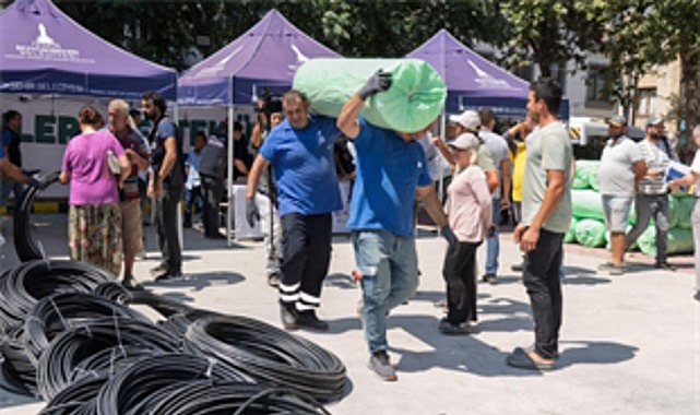 Büyükşehir’den domates ve çilek üreticisine iklim zırhı 1 buyuksehirden domates ve cilek ureticisine iklim zirhi
