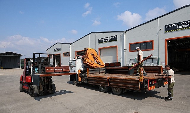 buyuksehirden tramvay duraklarina 260 yeni bank