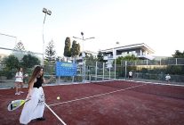 cesmede spora yeni yatirim 16 eylul kurtulus parkina padel kortu kazandirildi