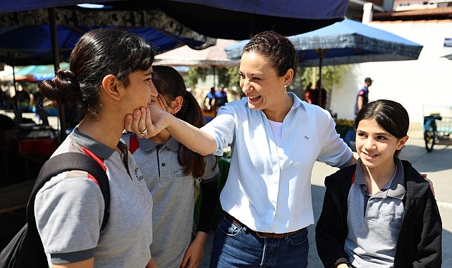 Efes Selçuk Belediyesi’nden Kırtasiye Kartı ile öğrenciye destek, yerel esnafa nefes 1 efes selcuk belediyesinden kirtasiye karti ile ogrenciye destek yerel esnafa nefes