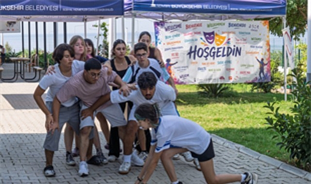 İzmir’de Avrupa Drama Buluşması: Gençler ortak hikâyeler yazıyor 1 izmirde avrupa drama bulusmasi gencler ortak hikayeler yaziyor