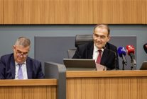 izmirde yatirimlar hiz kesmiyor