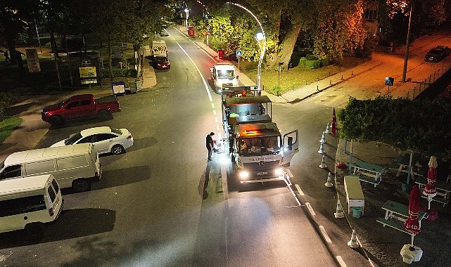 Karamürsel Plaj Yolu Caddesi’ne özel asfalt dokunuşu 1 karamursel plaj yolu caddesine ozel asfalt dokunusu