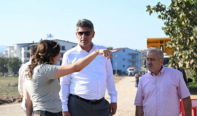 Kartepe’de Asfalt Çalışmaları Hız Kesmeden Sürüyor 1 kartepede asfalt calismalari hiz kesmeden suruyor
